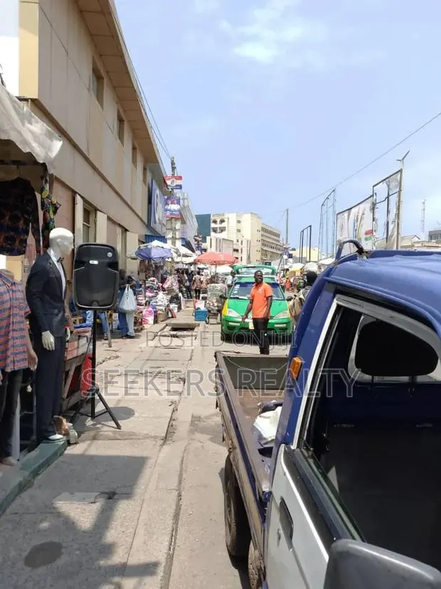 3.5 Plot Forsake at Accra Central · Photo 1