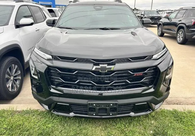 Chevrolet Equinox RS 2026 Black · Photo 1