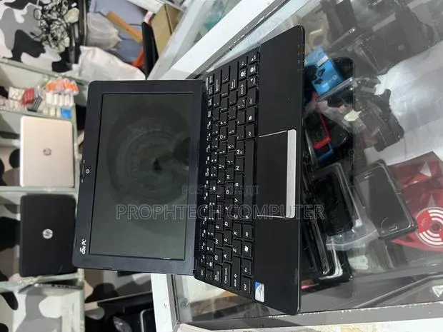 Laptop Asus 2GB Intel Atom HDD 160GB · Photo 1