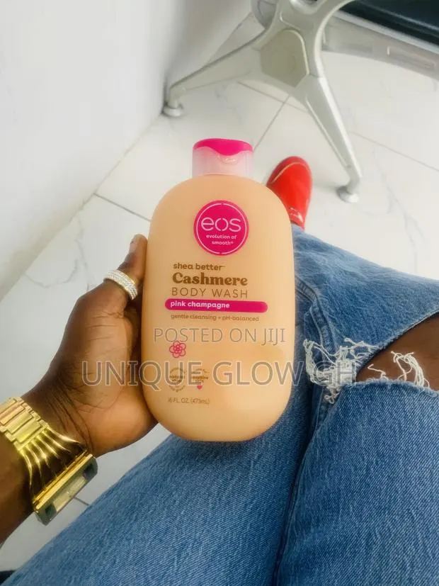 Evolution Of Smooth(Eos)Shea Better Cashmere Body Wash Pink Champagne · Photo 1