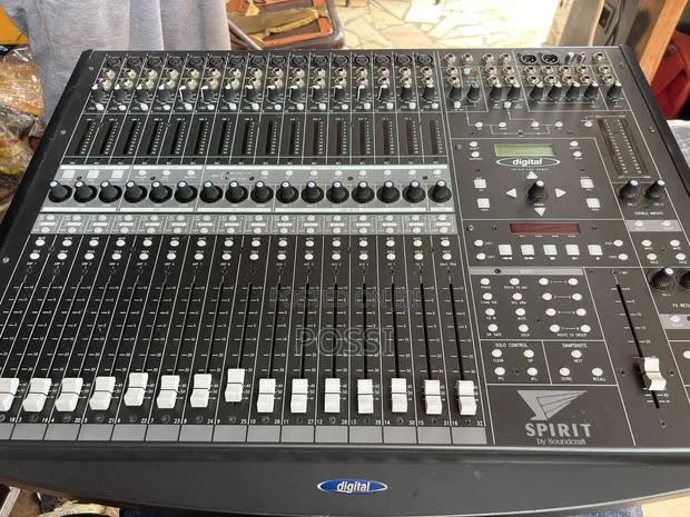 Sound Craft ( Spirit ) Digital Mixer From Germany · Photo 1