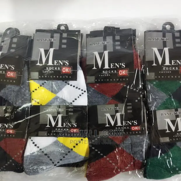 12 Pairs Socks · Photo 1
