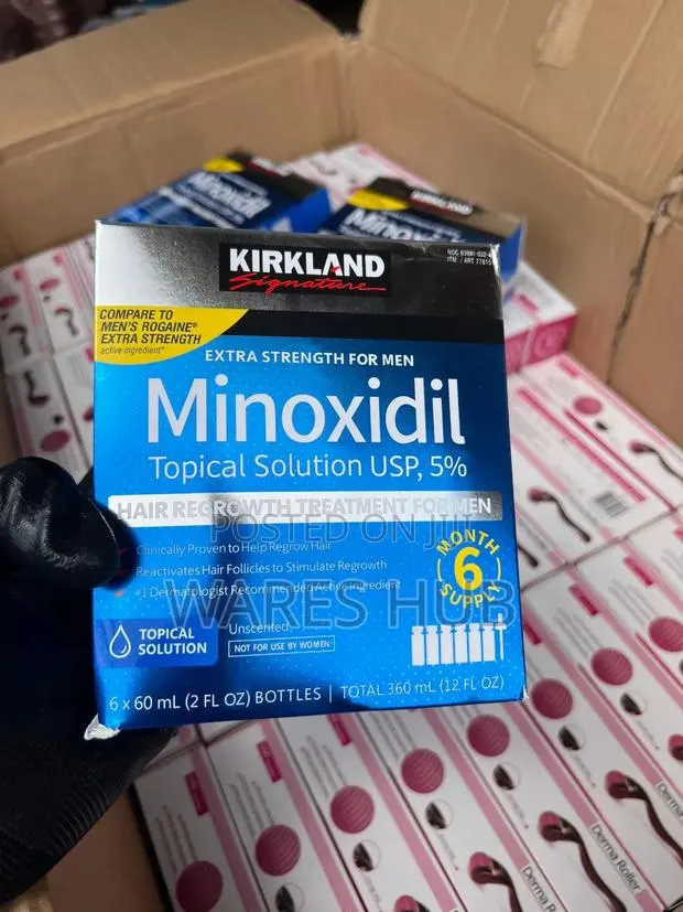 Kirkland Box Minoxidil · Photo 1