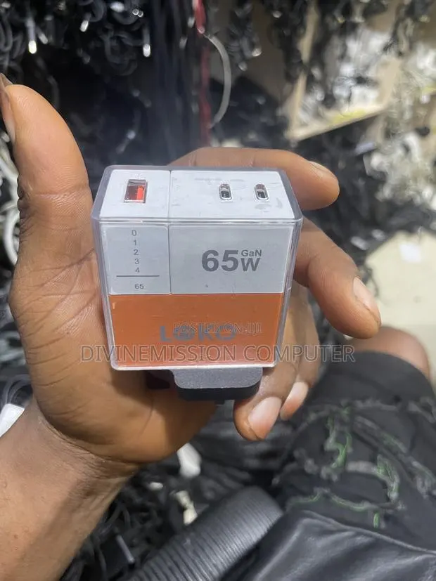 LOKO GE Phone Charger 2 Type C 1 USB 65w Uk Used · Photo 1