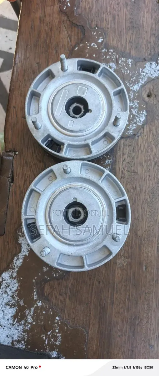 Reange Rover Velar Top Mount · Photo 1