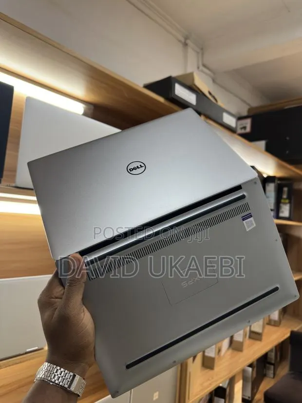 Laptop Dell XPS 13 16GB Intel Core i7 SSD 256GB · Photo 1