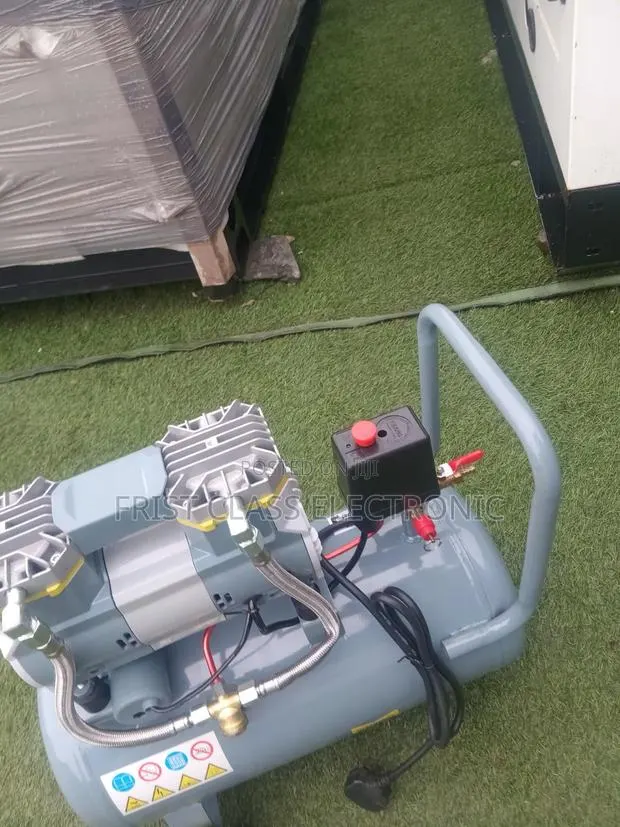 Heavy-Duty Ecoolmax Air Compressor | Fast Efficient Air Supply · Photo 1