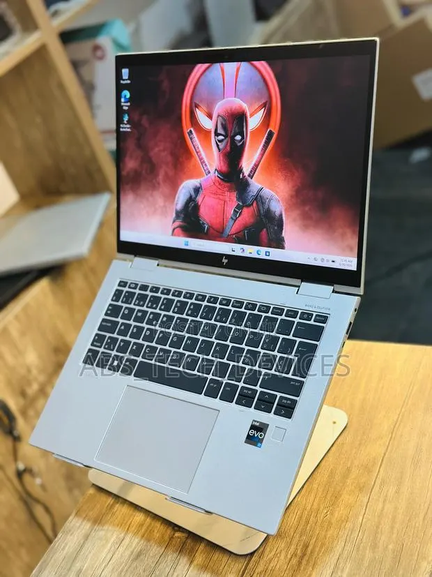 Laptop HP EliteBook x360 1040 G9 16GB Intel Core i7 SSD 512GB · Photo 1