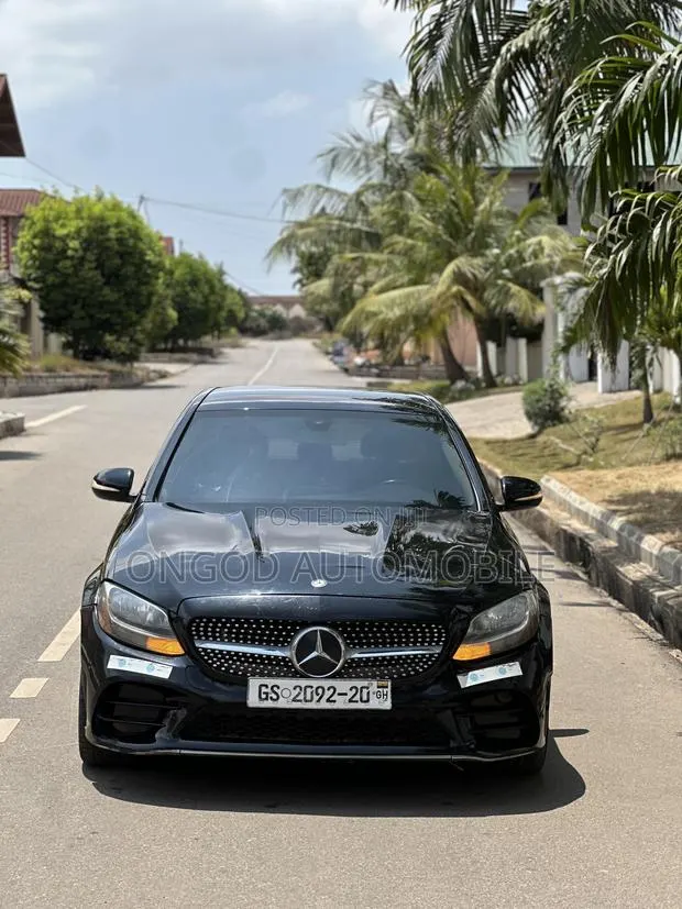 Mercedes-Benz C300 Luxury 4Matic Sedan AWD (2.0L 4cyl 7A) 2016 Black · Photo 1