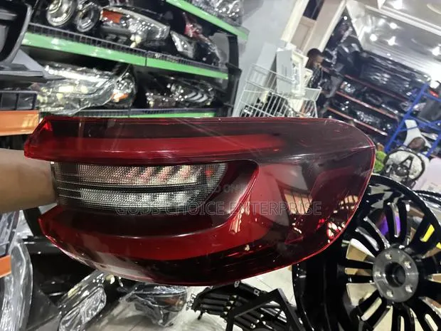 Taillights BMW X-2024-2025 Single · Photo 1