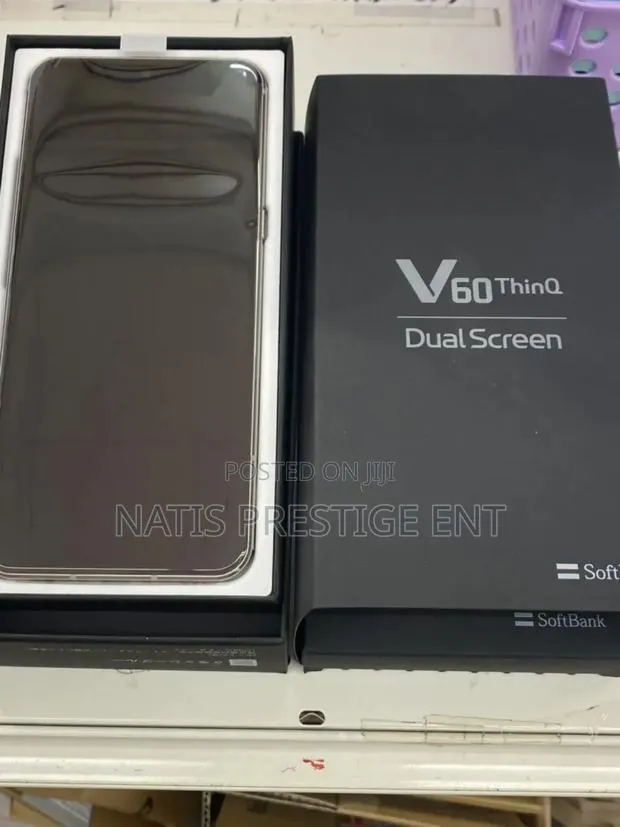 New LG V60 ThinQ 5G 256 GB Black · Photo 1