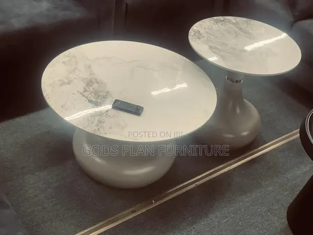 2 Pieces Center Table · Photo 1
