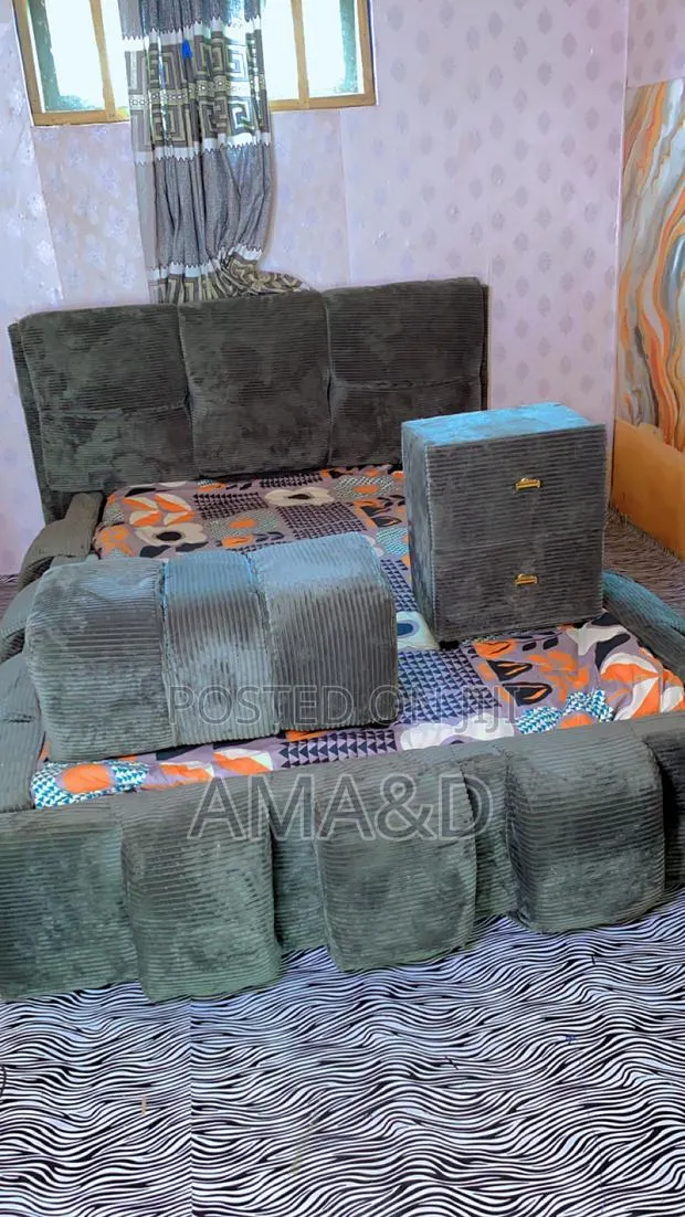 Furniture Bed Set · Photo 1