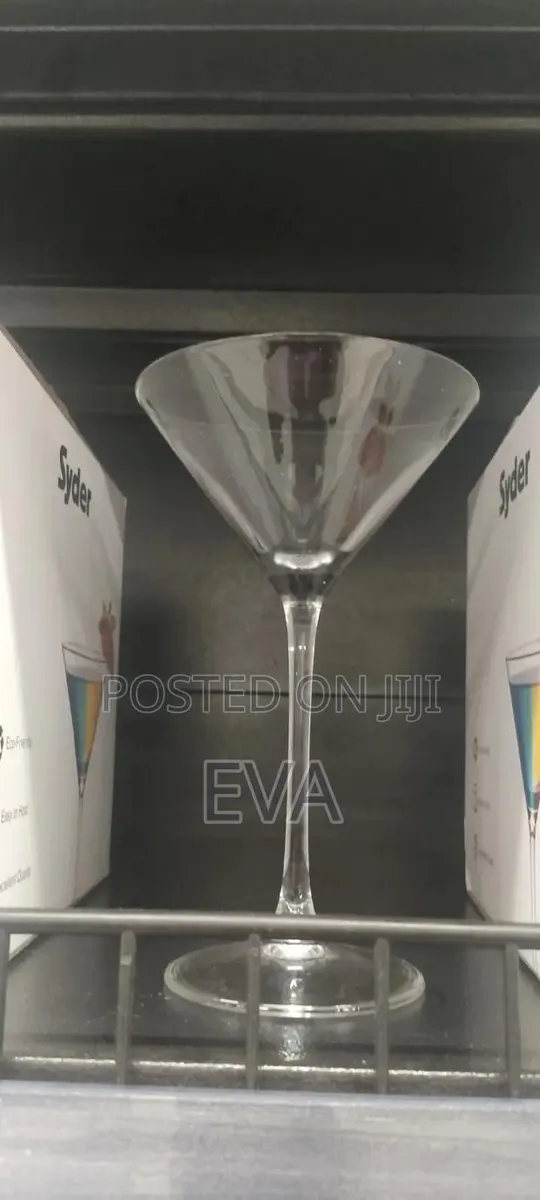 Cocktail Glass · Photo 1