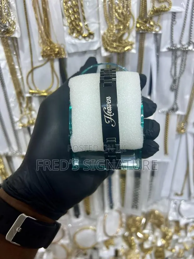 Customized Bracelet · Photo 1
