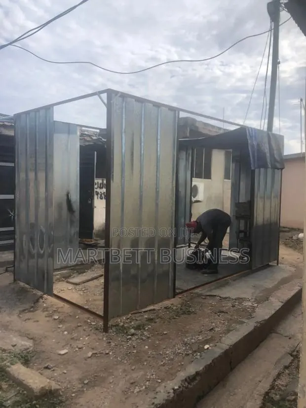 14feet By 90lnches Container For Sale · Photo 1