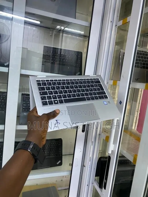 Laptop HP EliteBook X360 1030 G3 8GB Intel Core I5 SSD 256GB · Photo 1