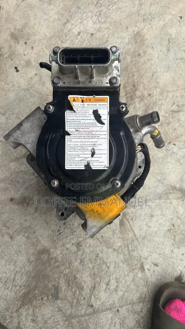 Hyundai Sonata Hybrid Alternator 2011 2012 2013 2014 · Photo 1