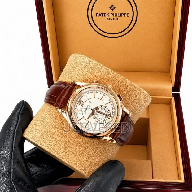 Patek Philippe Annual Calendar Chronograph · Photo 1