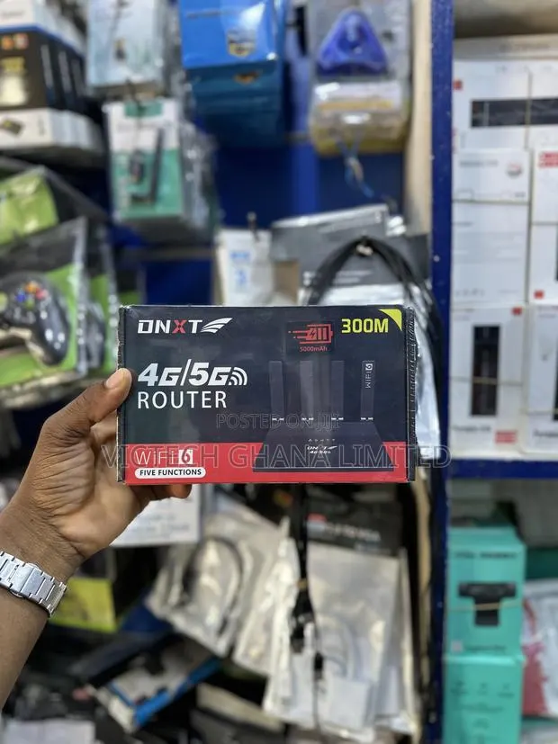 DNXT 4g/5g Router · Photo 1