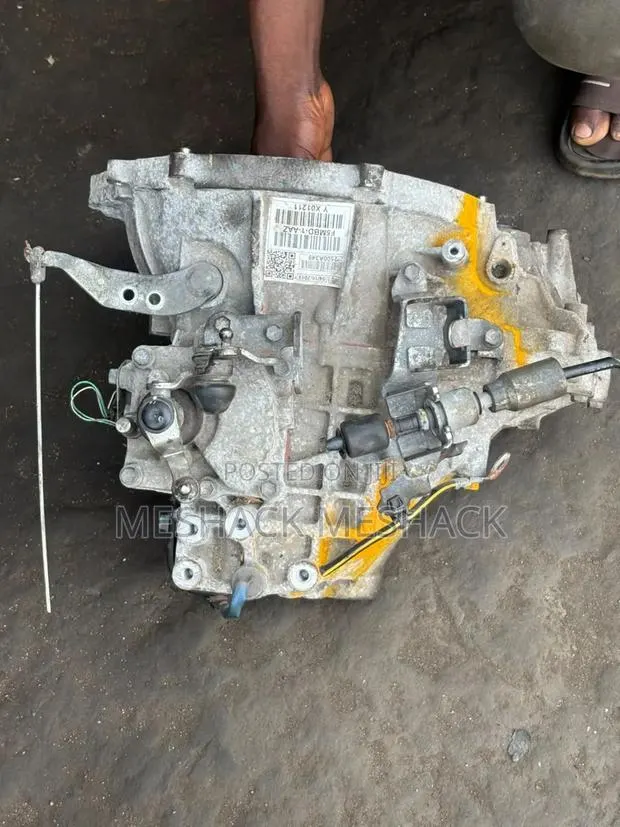 Mitsubishi Mirage Manual · Photo 1
