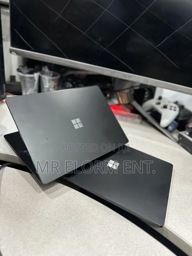 Laptop Microsoft Surface Laptop 4 8GB Intel Core i5 SSD 256GB · Photo 1