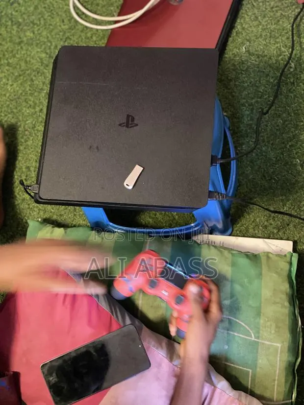 PS4 Jailbreak · Photo 1