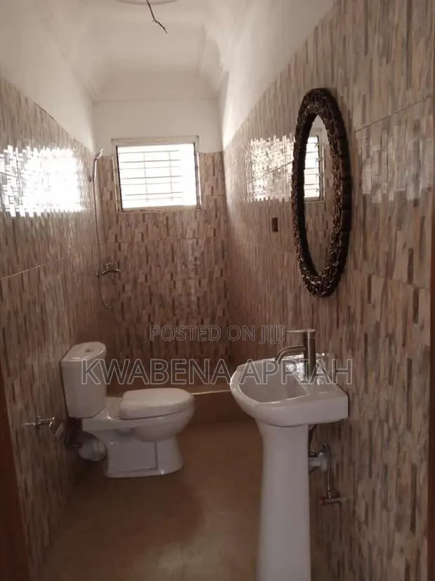 3bdrm Block of Flats in Mark Estate At, Kumasi Metropolitan for rent