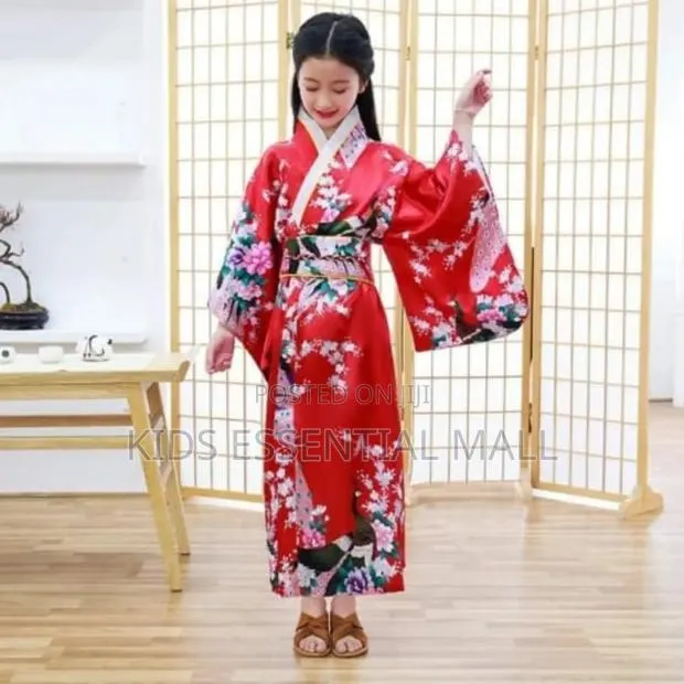 Japanese Traditional Dress for Kids · Photo 3