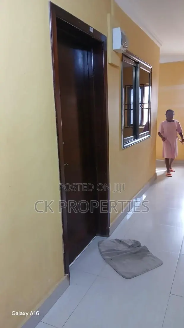 Hostel Available Now · Photo 3
