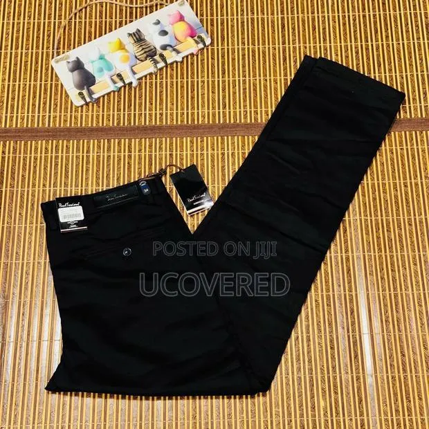 Casual Men’S Khaki Trousers · Photo 1