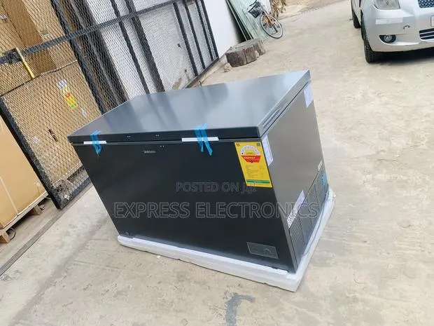 Zealous Sleek Chest Freezer Single Door Samsung 371l · Photo 1