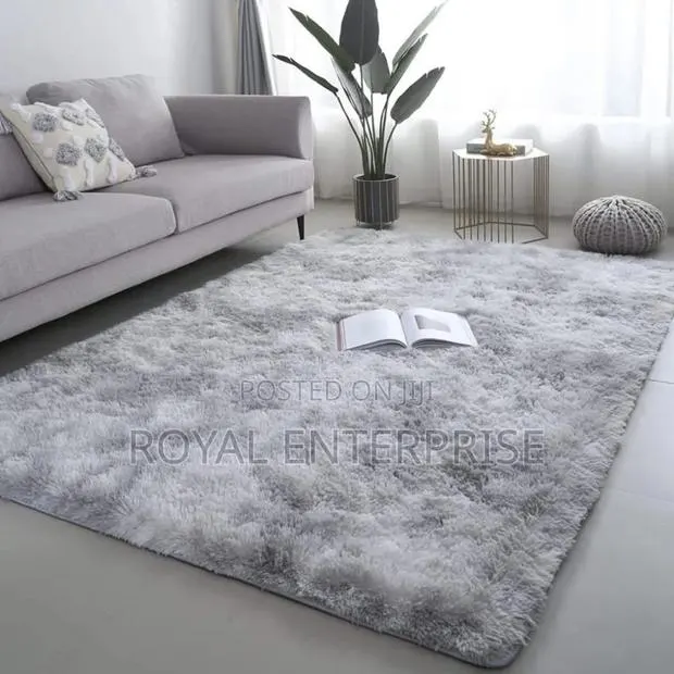 Sink Into Softness: Heavy Fluffy Carpets ( 150/220cm ) · Photo 1