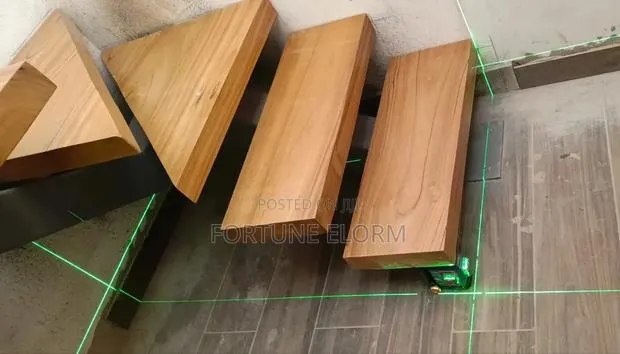 Ultra Modern Floating Stairs · Photo 1