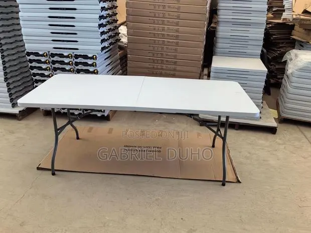 Foldable Rental Table · Photo 1