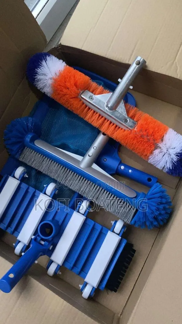 Swimming Pool Maintenance · Photo 1
