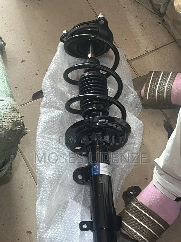 Honda CRV 2018,19,20,21,22,front Shocks · Photo 1