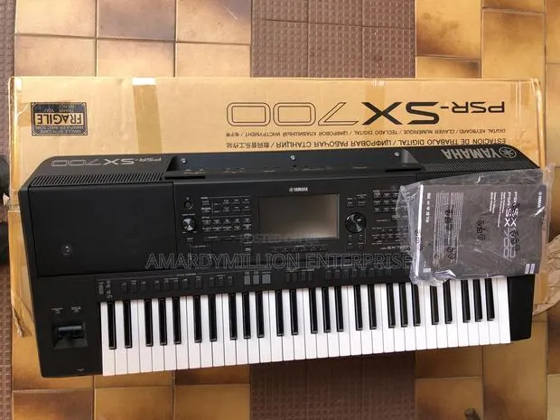 Home Used Yamaha Keyboard PSR-Sx700 · Photo 1