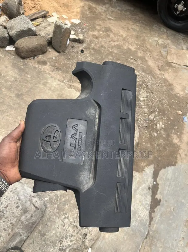 Toyota Camry Spider 2014 Top Engine Cover · Photo 1