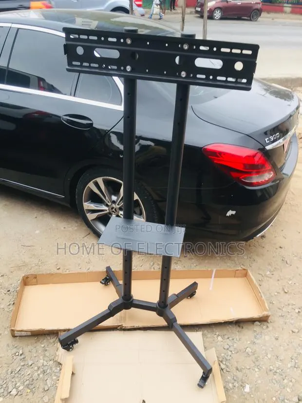 Standard Movable Trolley Cart With Wheels(32-70) · Photo 1