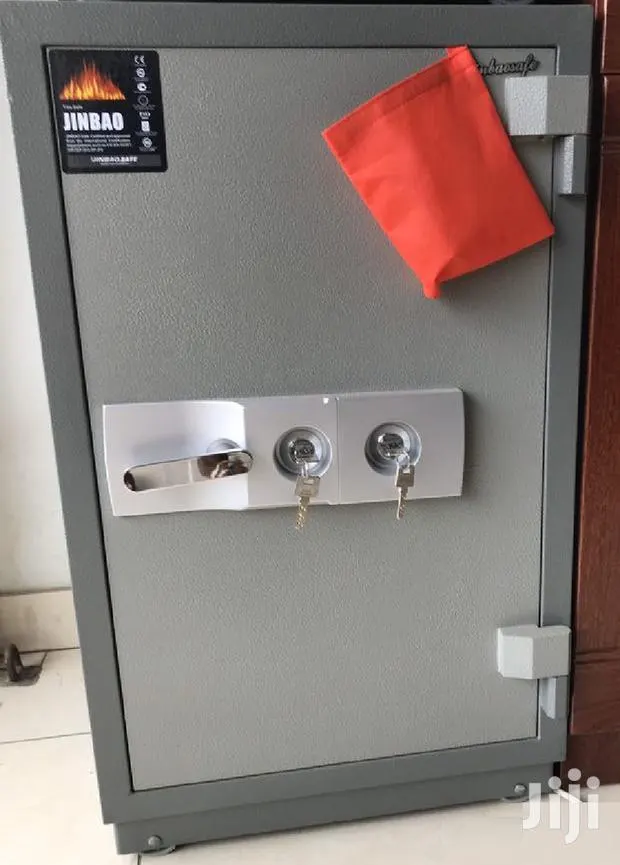 Fireproof Money Safe · Photo 1