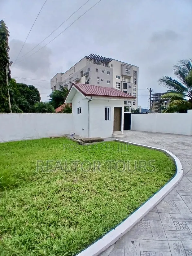 Office Space for Rent in Cantonments · Photo 1