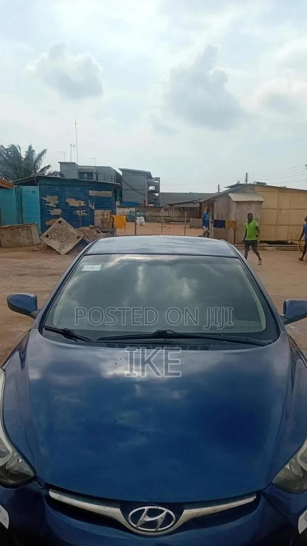 Hyundai Elantra SE Sedan FWD (1.8L 4cyl 6M) 2016 Blue · Photo 1