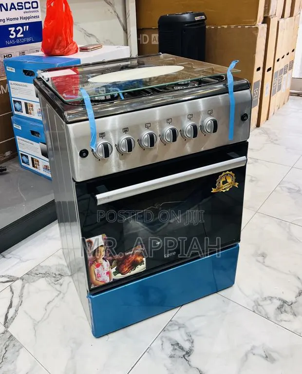 Super Classic Ferre 60x60cm 4 Gas Burner(Glass Lid)Gray.. · Photo 1