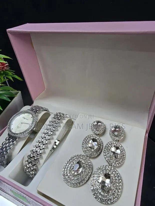 Jewelry Sets · Photo 1