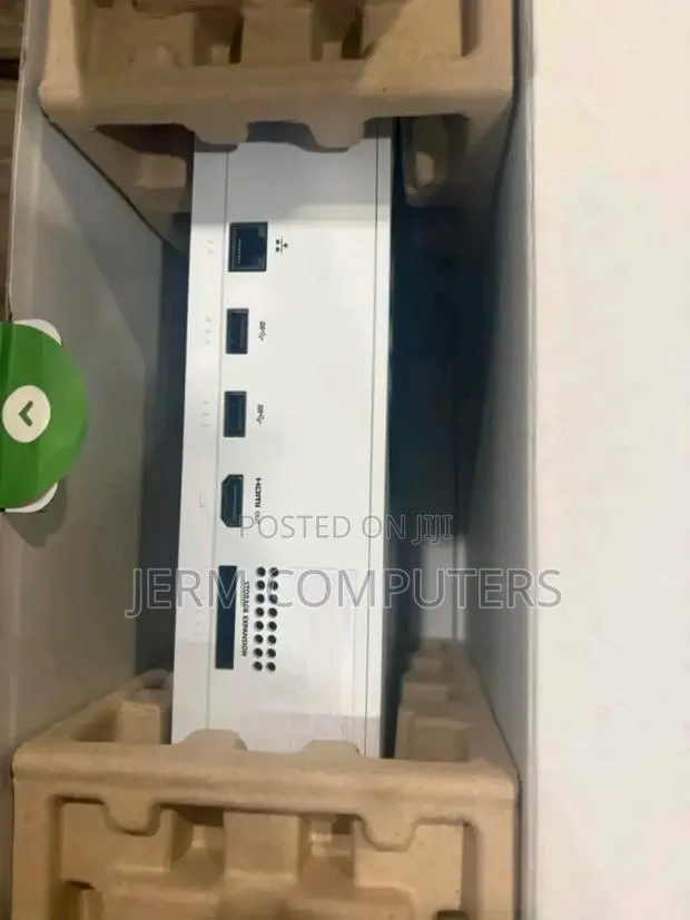 Xbox Series S White · Photo 1