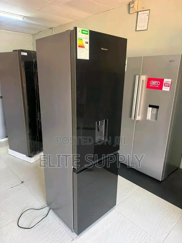 Duoble Door Fridge · Photo 1