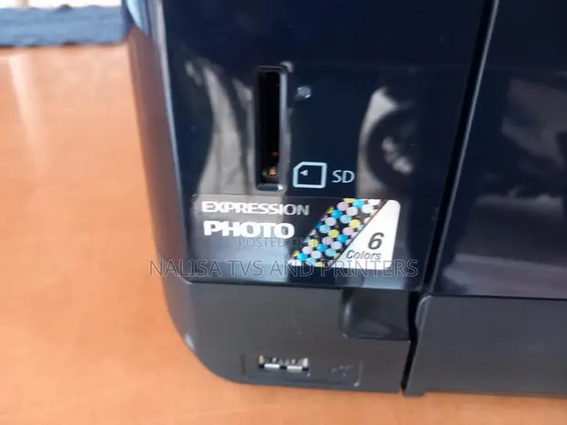 Epson Artisan Xp760 6 Colours Almost New · Photo 1