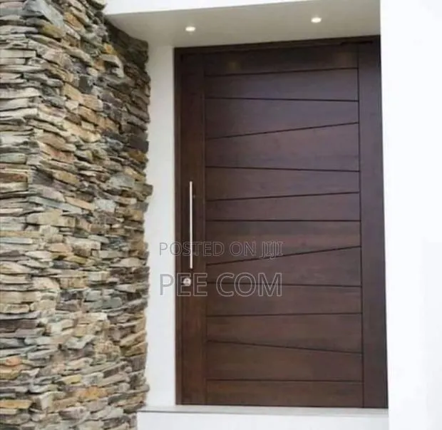 Wooden Doors Design Availabile · Photo 1