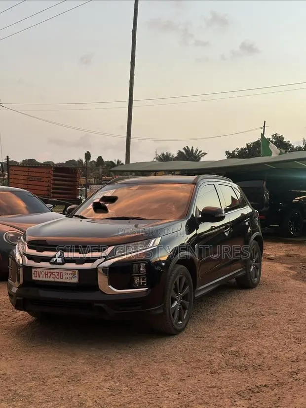 Mitsubishi RVR 2021 Black · Photo 1